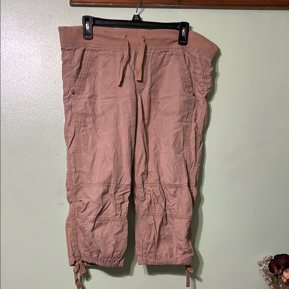 Women's Tan Capris